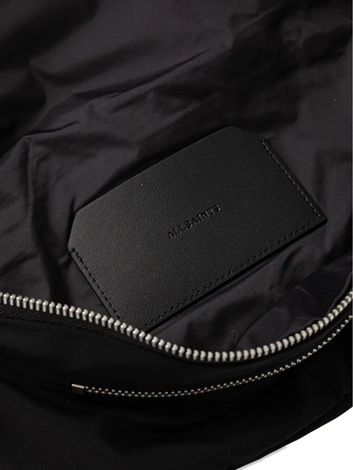 AllSaints Itoko ジップファスナー付きベルトバッグ - ブラック - 画像5