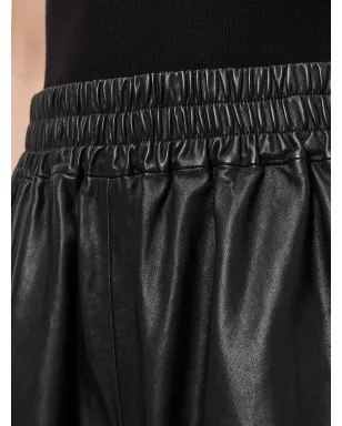 AllSaints Arla Lea エラスティックウエスト レザーショーツ - ブラック - サムネイル5