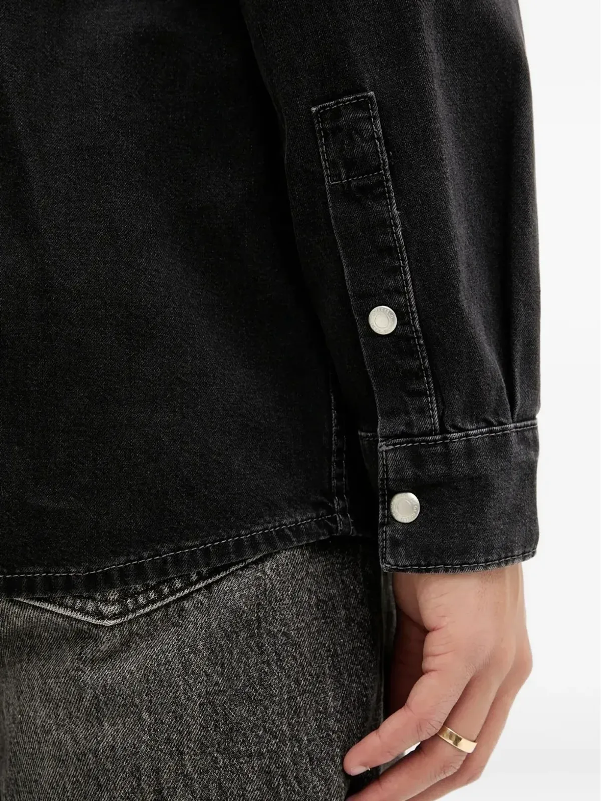 Karl Lagerfeld Jeans 刺繍ポケット付きデニムオーバーシャツ - 画像3