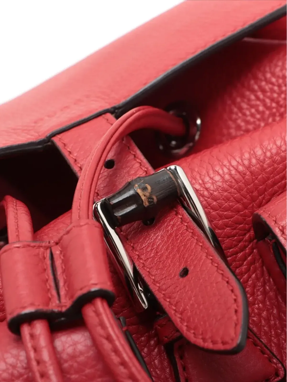 Gucci Pre-Owned ビンテージ 2000-2020年代 バンブーフラップバックパック（赤） - 画像4