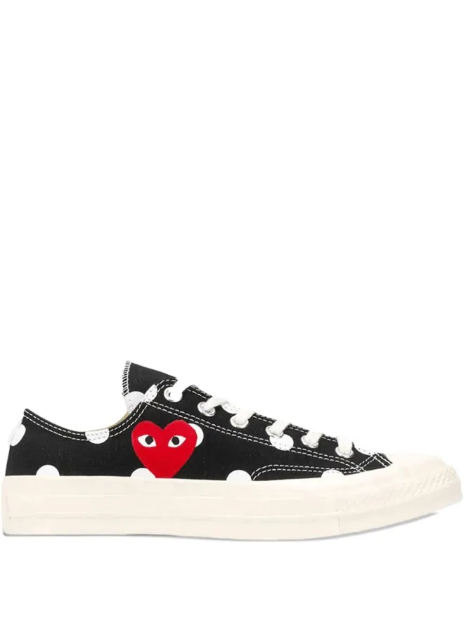 Comme Des Garçons Play x Converse Comme Des Garçons Play x Converse ポルカドット レッドハート スニーカーの商品画像