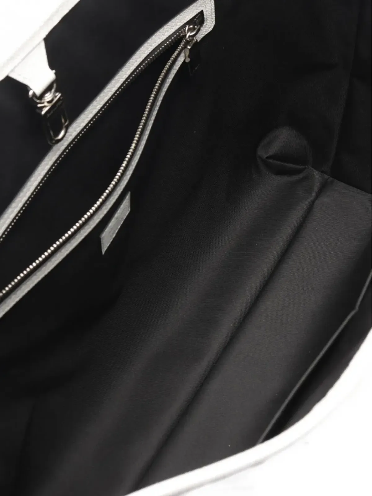 Louis Vuitton ビンテージ 2021 Weekend NM embossed-monogram tote bag - White - 画像5