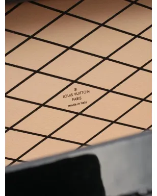 Louis Vuitton ビンテージ 2015年製 ペティット・マル スパンコール装飾付きクラッチバッグ ブラック - サムネイル5