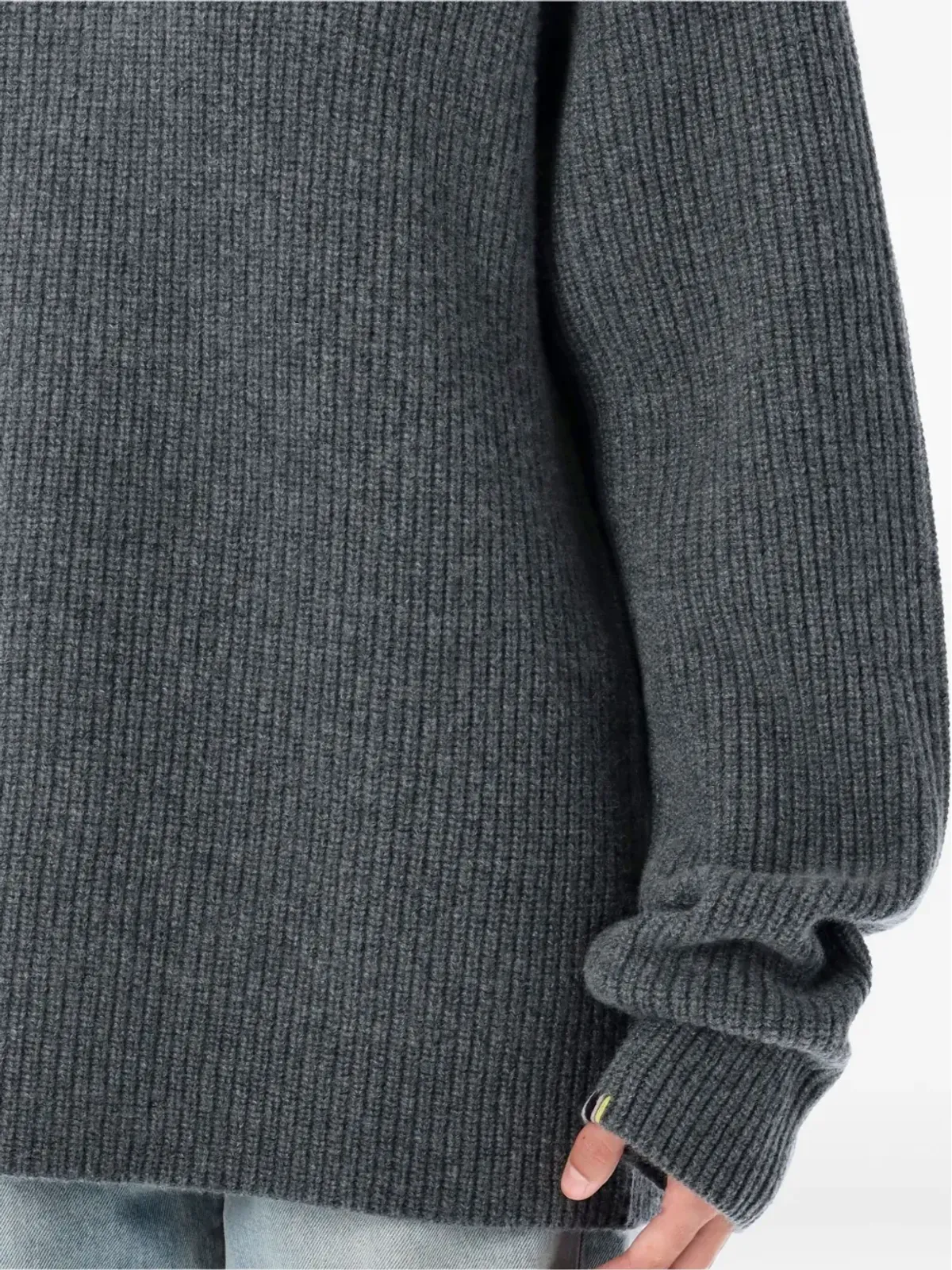 extreme cashmere リブ編みカシミヤセーター - 画像4