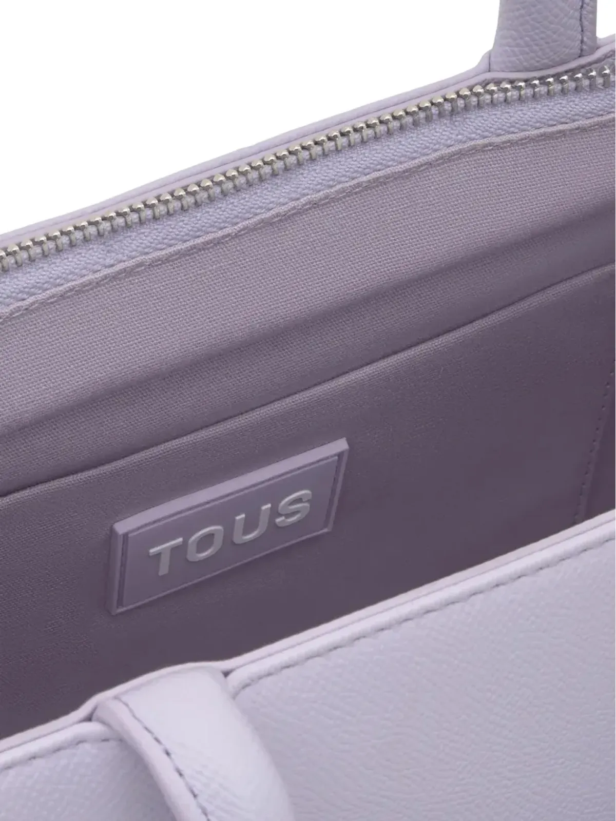 TOUS ブレンダ ロゴエンボス トートバッグ - 画像3