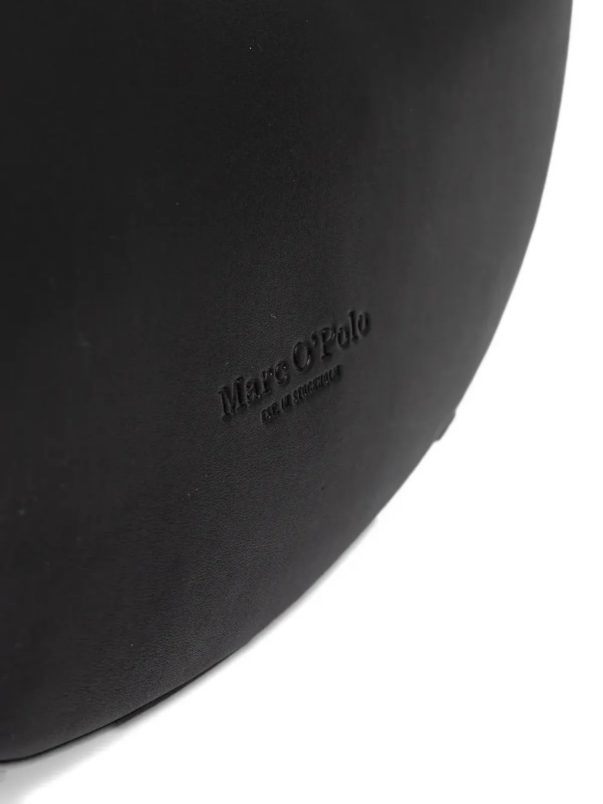 Marc O'Polo クレセント型トップジップショルダーバッグ - 画像5