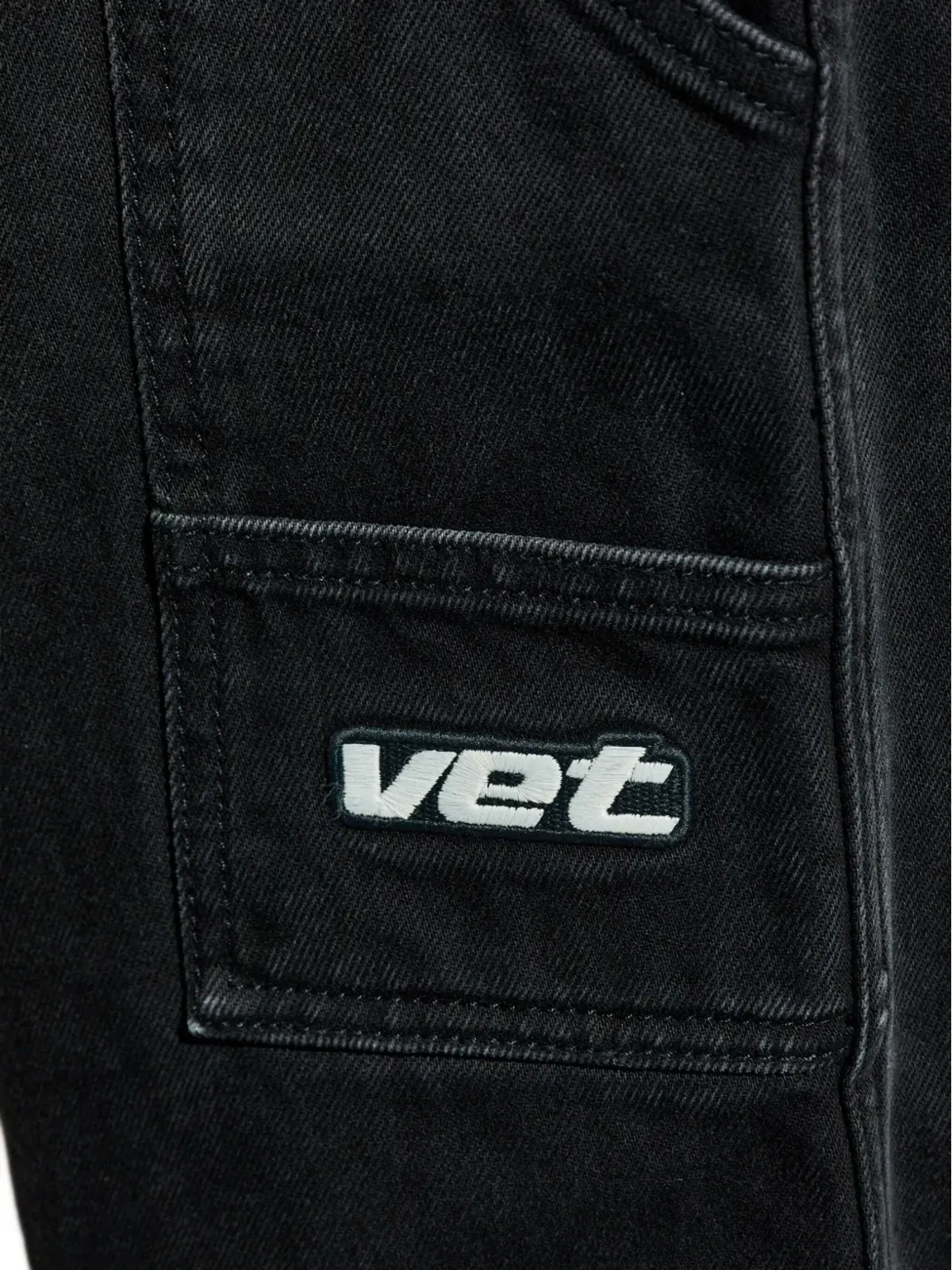 VETEMENTS ロゴパッチ カーゴジーンズ - 画像5
