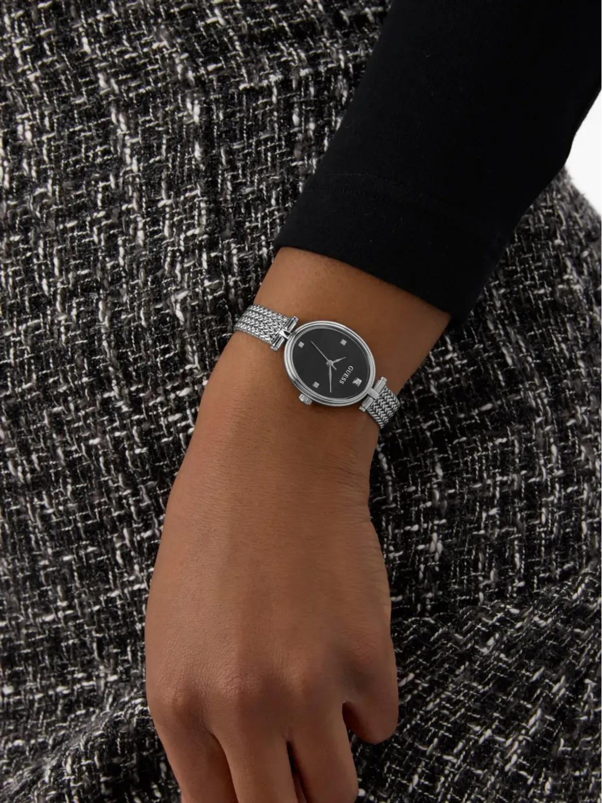 GUESS USA ルビー ブラック腕時計 - 画像4