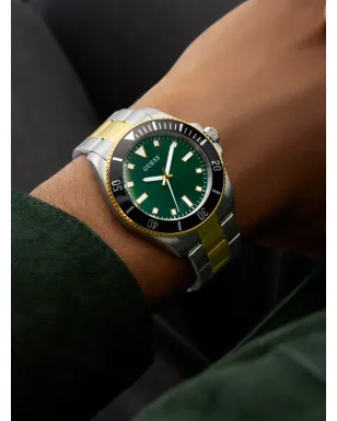 GUESS USA ステンレススチール ウォッチ - サムネイル2