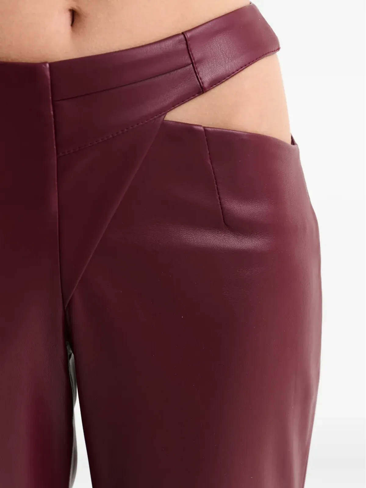 Lika カットアウトパンツ - レッド - 画像5
