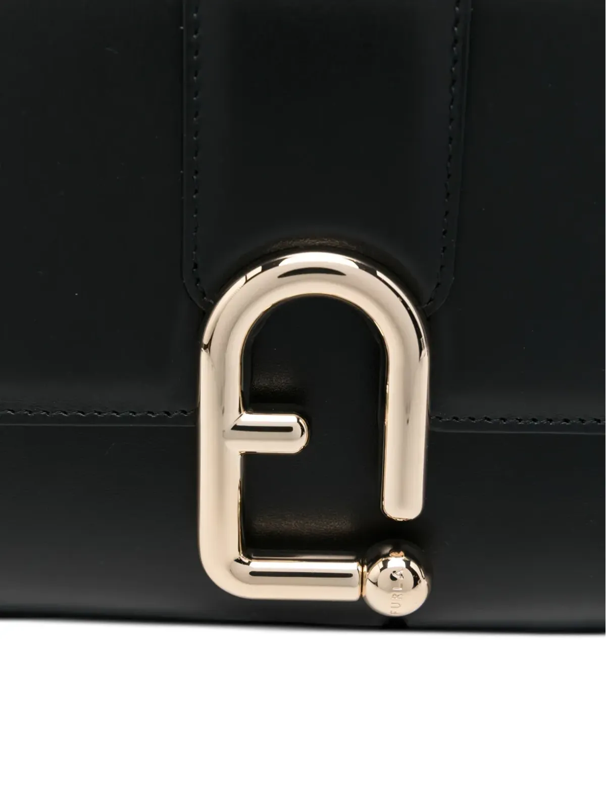 Furla 小さめアーバンレザー クロスボディバッグ - 画像4