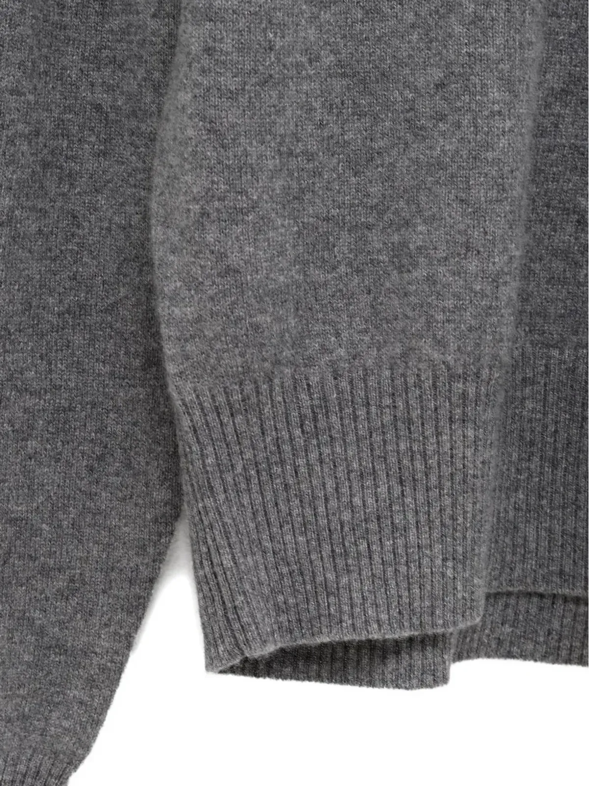TOTEME リブ編み袖口のカシミヤセーター - 画像3