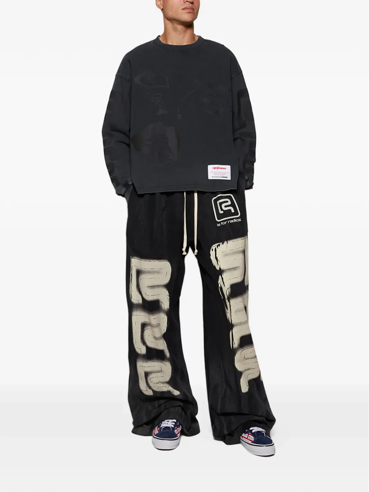 RRR123 グラフィックデザイン長袖スウェットシャツ - 画像2