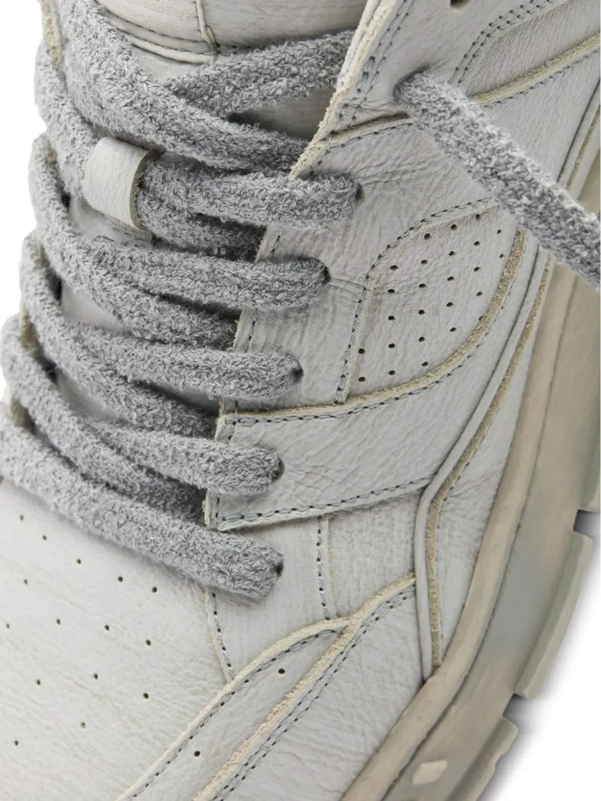 Axel Arigato Area Lo perforated leather sneakers - Neutrals - 画像4