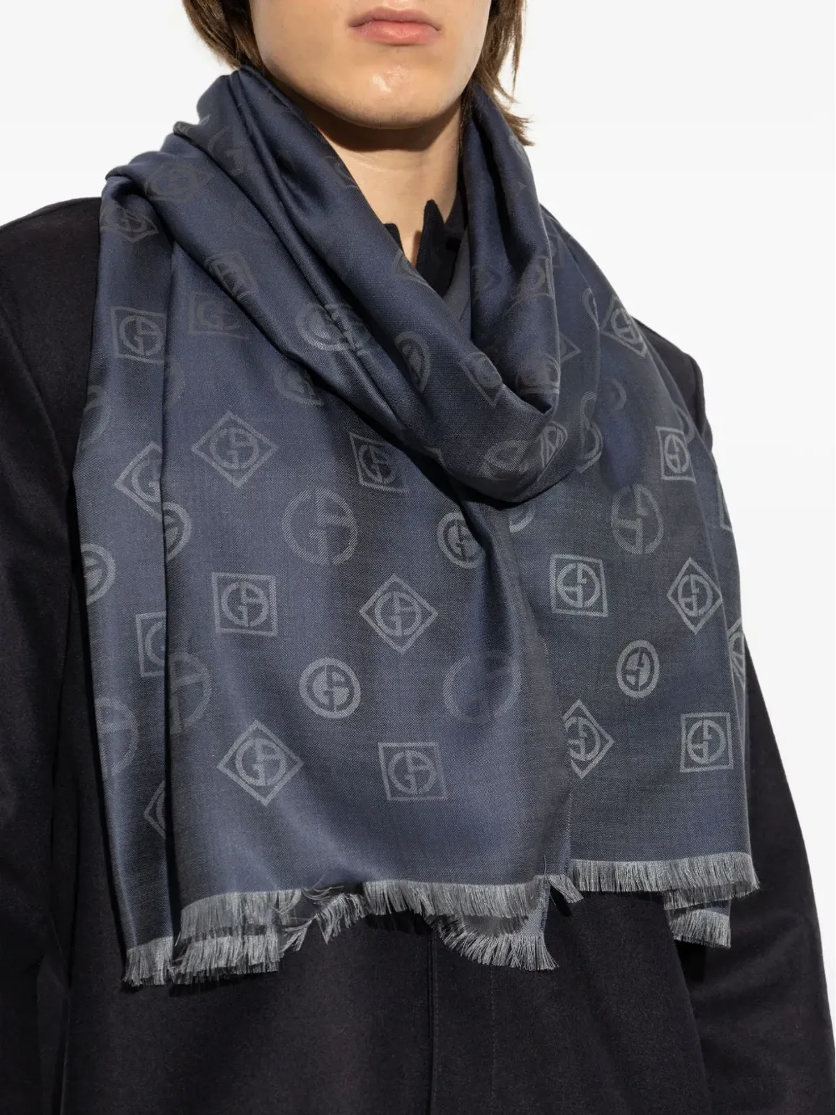 Giorgio Armani ロゴ柄ジャカードスカーフ - 画像4