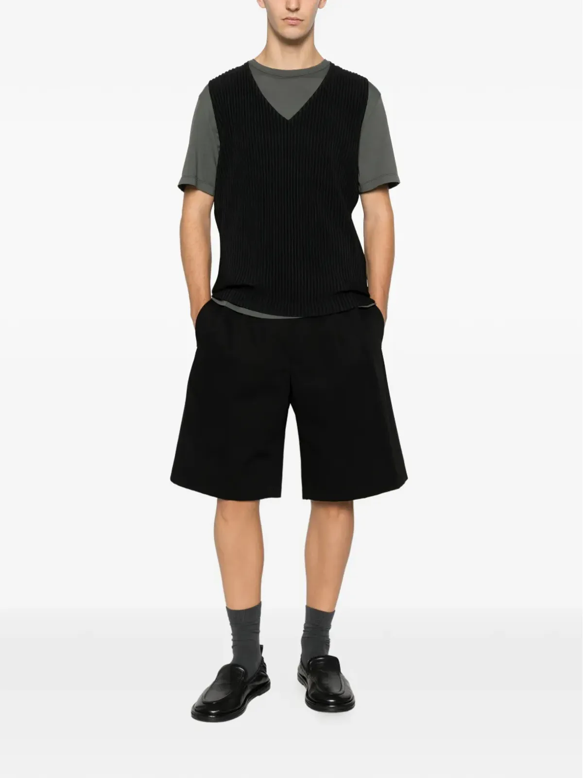 Homme Plissé Issey Miyake Vネックベスト - 画像2