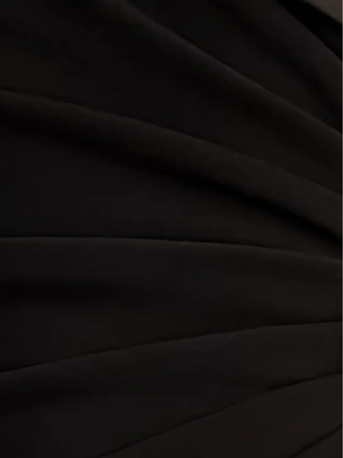 Tadashi Shoji サテンカラーの装飾ガウン - 画像5