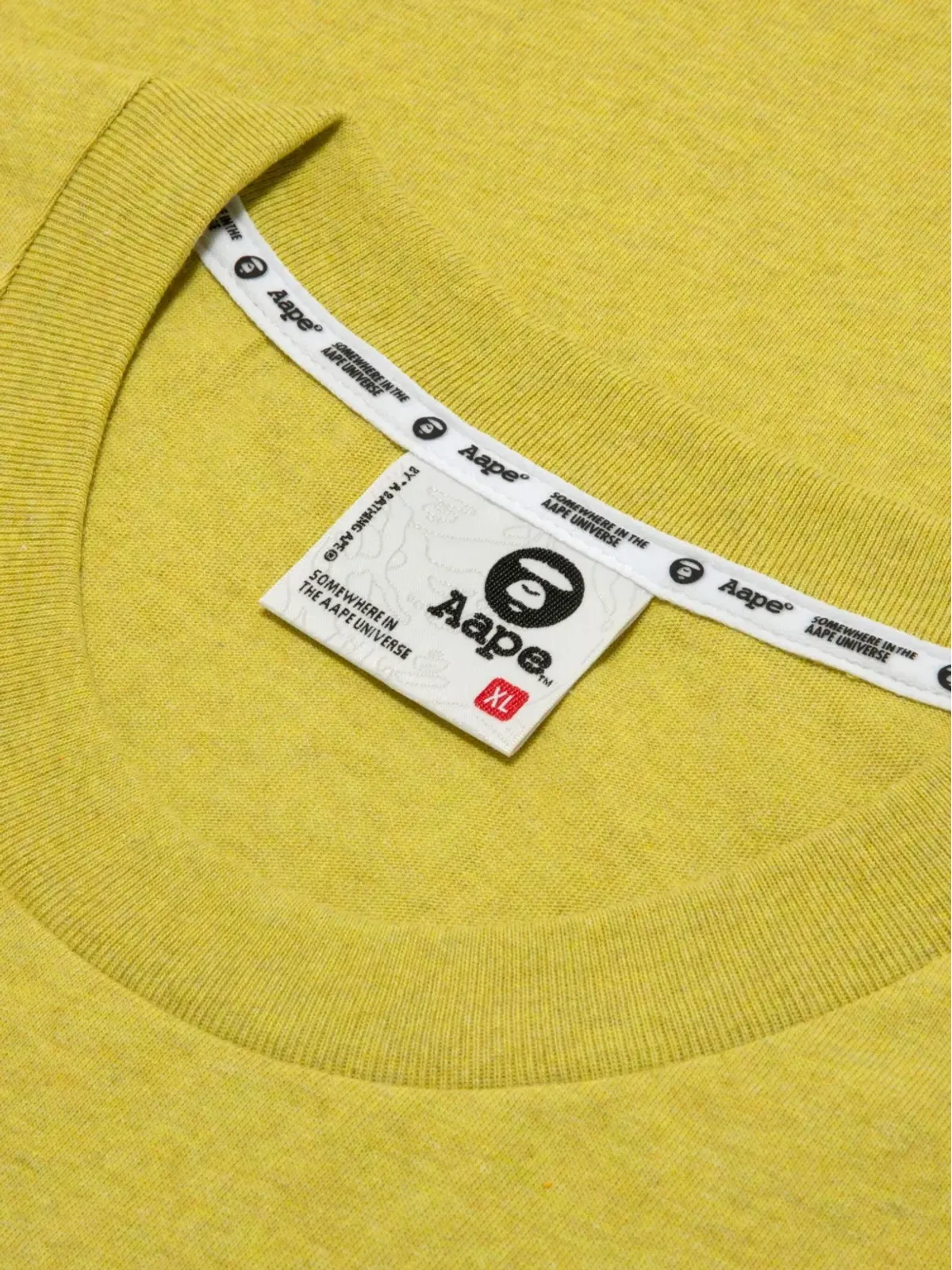AAPE BY *A BATHING APE® アape Head カモ柄プリント Tシャツ イエロー - 画像5