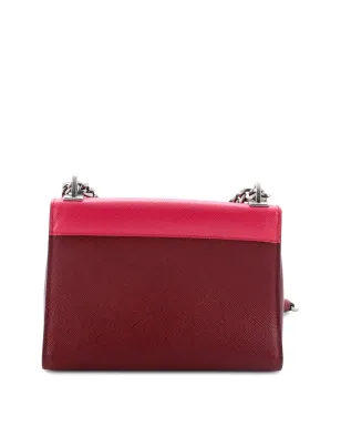 Prada ビンテージ ロボットパッチ エンベロープフラップ チェーン サフィアノレザー スモールショルダーバッグ - サムネイル2
