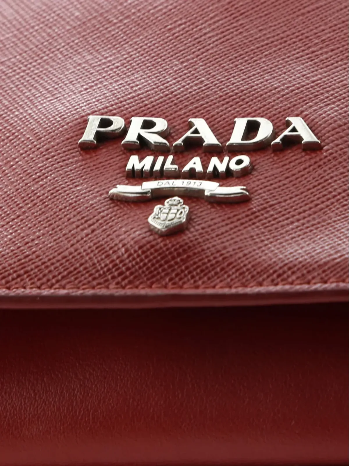 Prada ビンテージ チェーンフラップ・サフィアーノとソフトカーフの小型クロスボディバッグ - 画像5