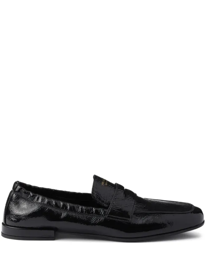 Prada Prada シャッフルレザー ロゴ ローファーの商品画像