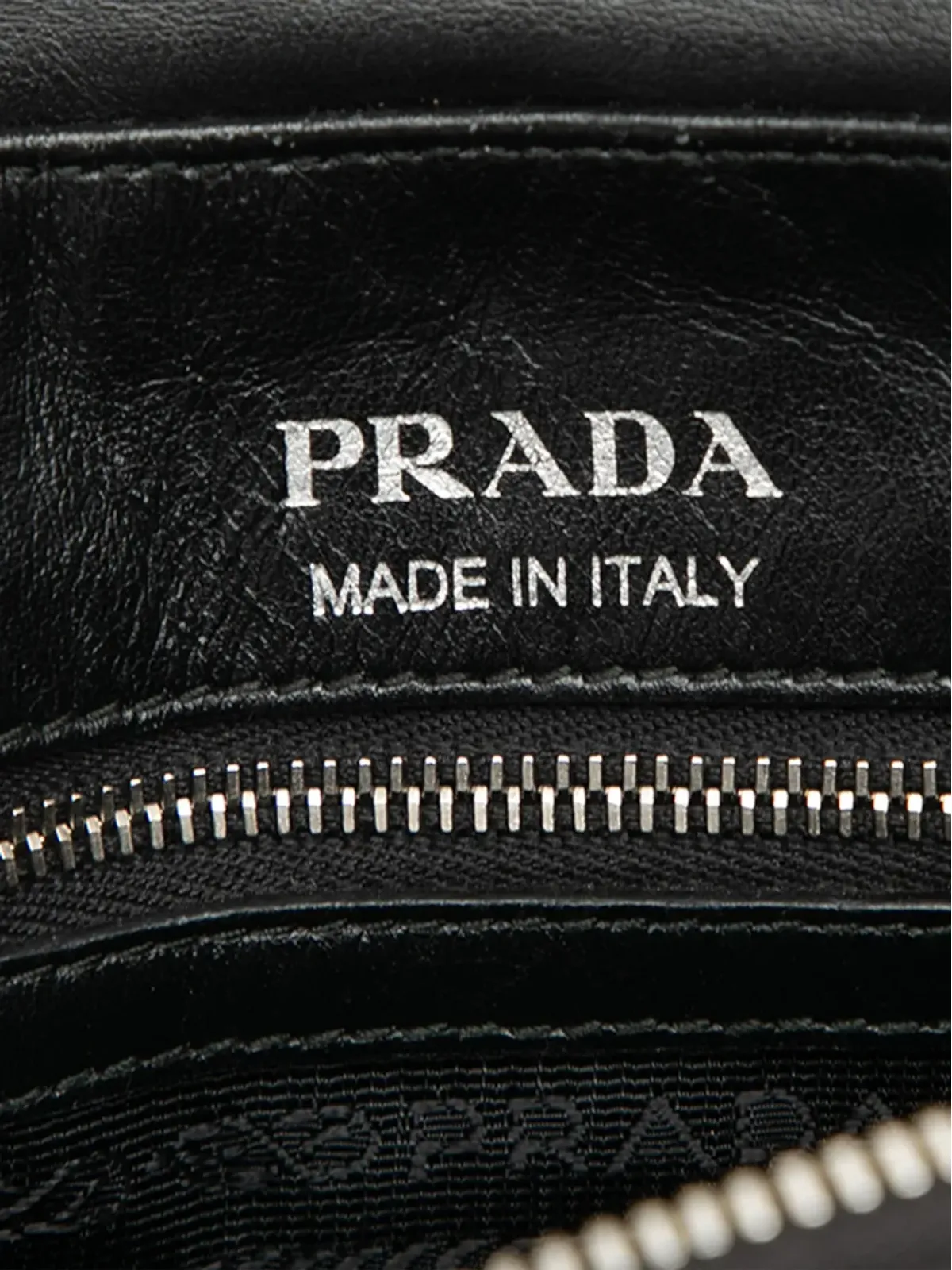Prada ビンテージ Diagramme カメラバッグ クロスボディ ブラック - 画像5