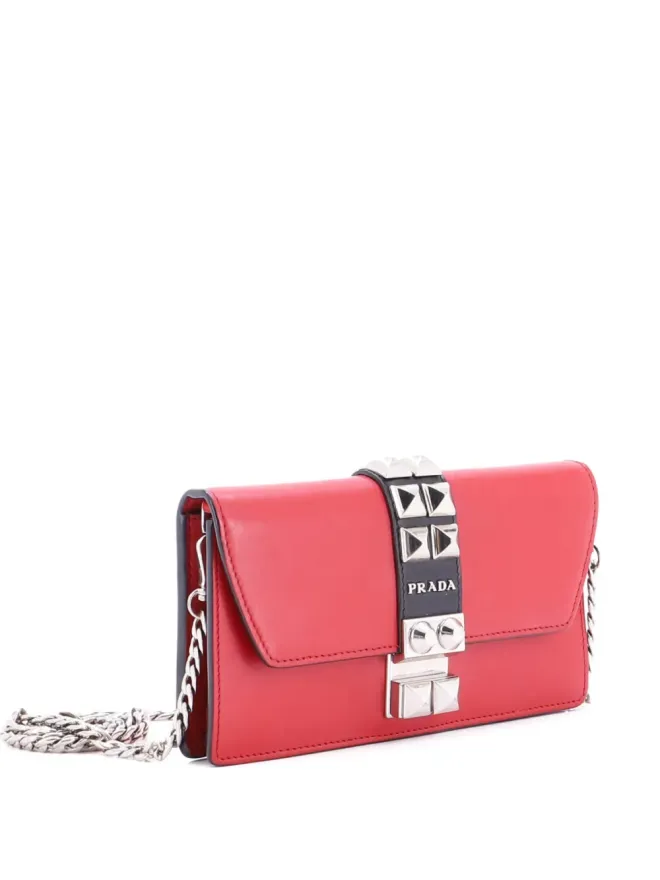 Prada Pre-Owned Prada ビンテージ Elektra ウォレット・オン・チェーン スタッズ入りレザー クラッチバッグ - レッドの商品画像