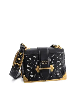 Prada Cahier スタッズ付き レザー レーザーカット クロスボディバッグ（小さめ）- ブラック - サムネイル3