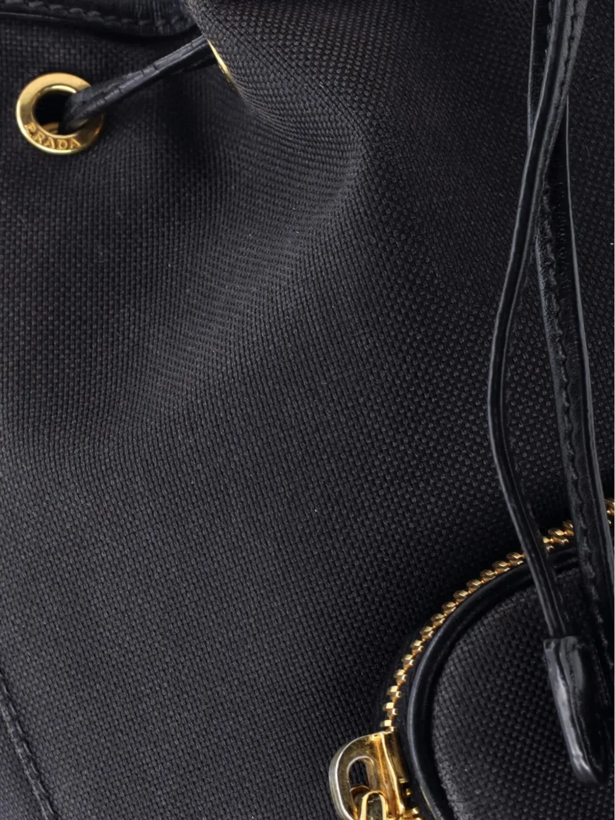 Prada ビンテージ ロゴ ドローストリング キャンバス バケットバッグ - ブラック - 画像5