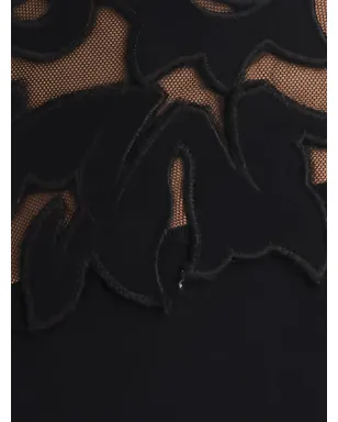 Tadashi Shoji 肩開きフローラルディテールのマキシドレス - サムネイル5
