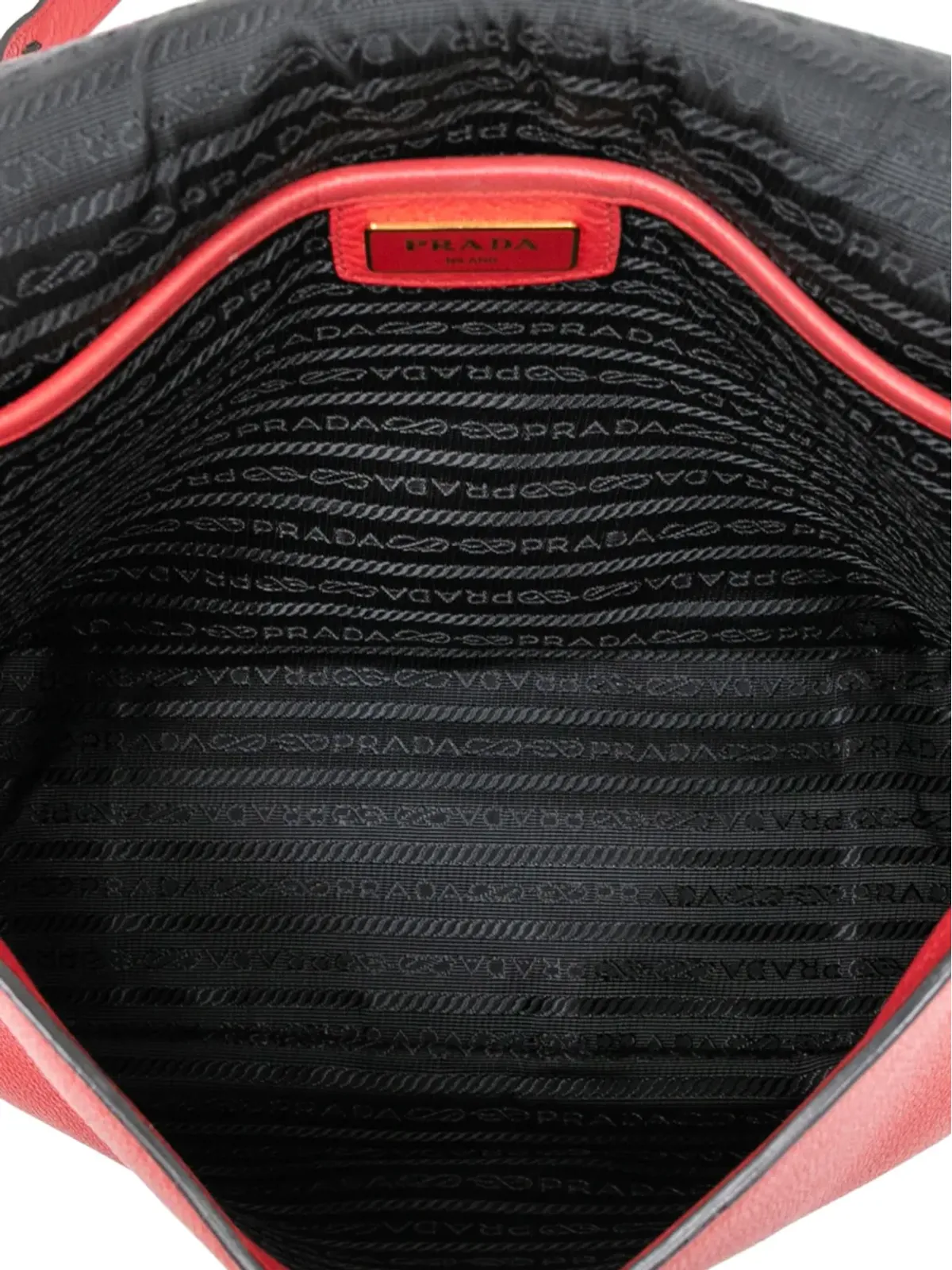 Prada ビンテージ Vitello Phenix フラップ付きクロスボディバッグ - 画像5