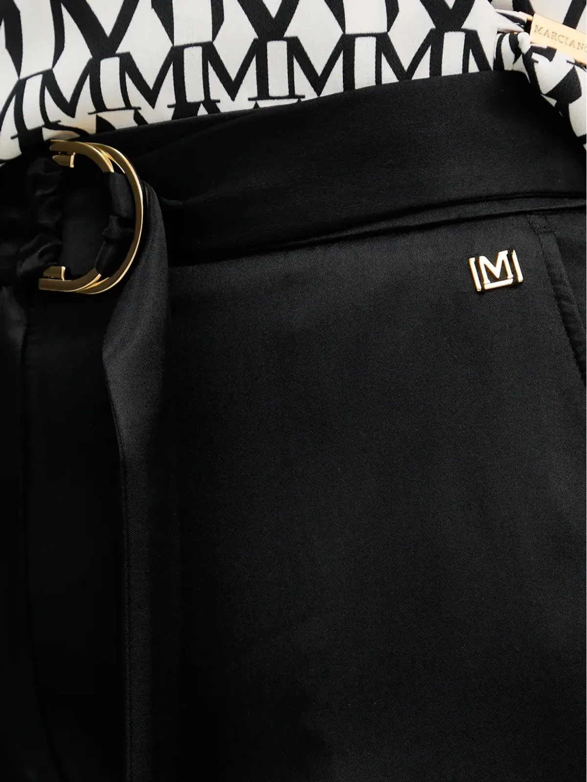 MARCIANO by GUESS ベルト付きパンツ - 画像4