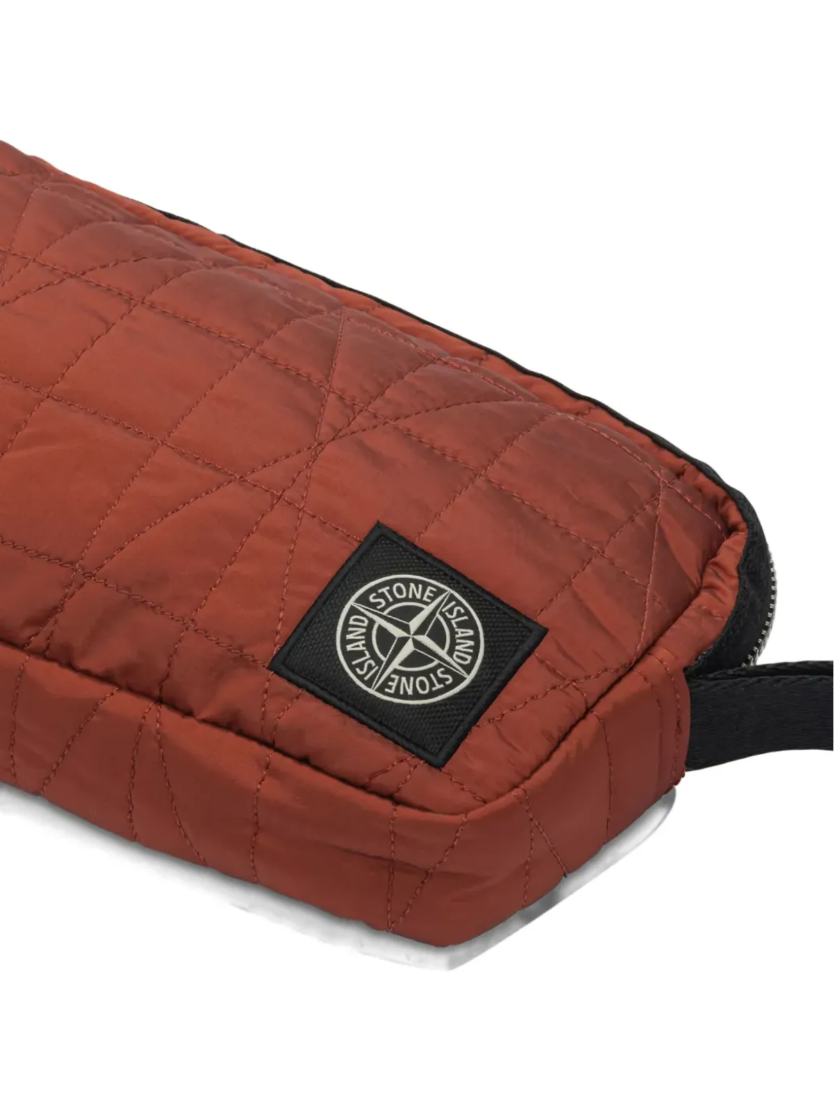 Stone Island キルテッドジップクラッチバッグ レッド - 画像5