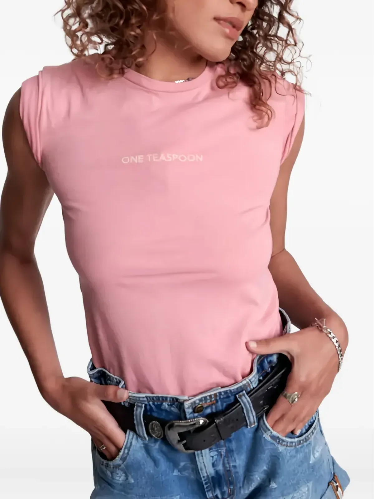 One Teaspoon ロゴTシャツ - 画像5