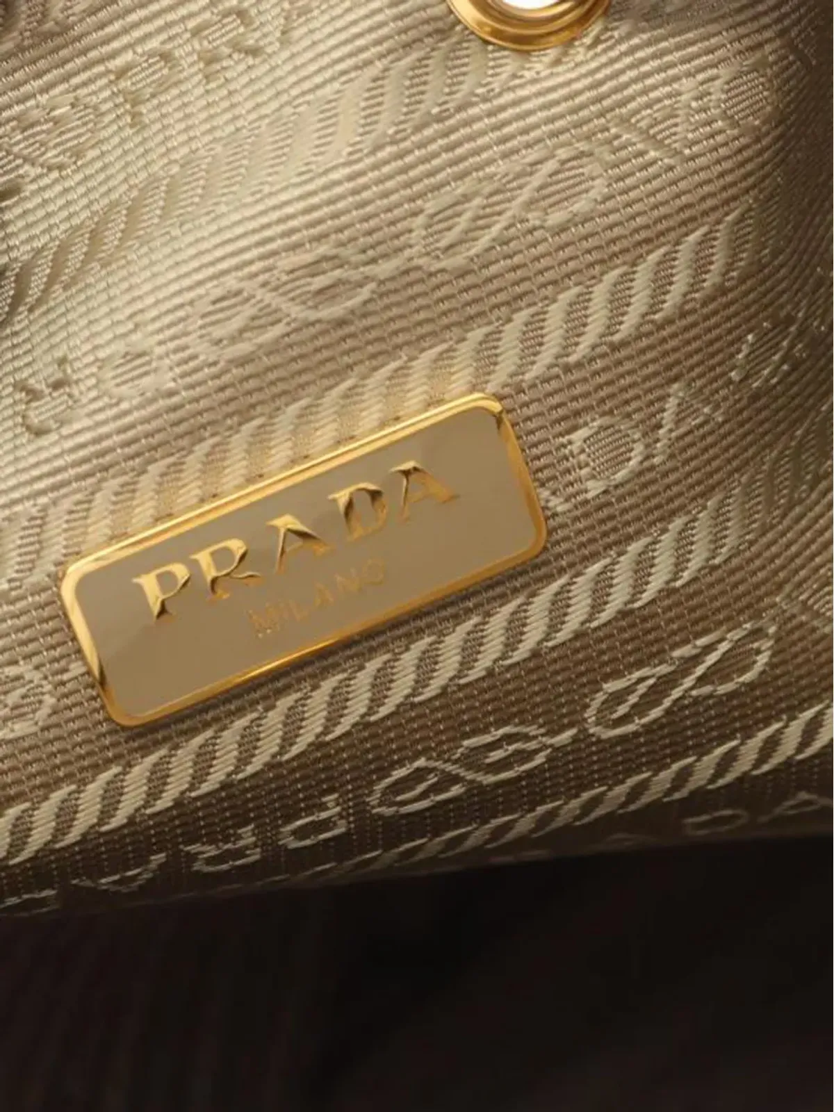 Prada ビンテージ 2010年代 ドローストリング レザーバケットバッグ - 画像5