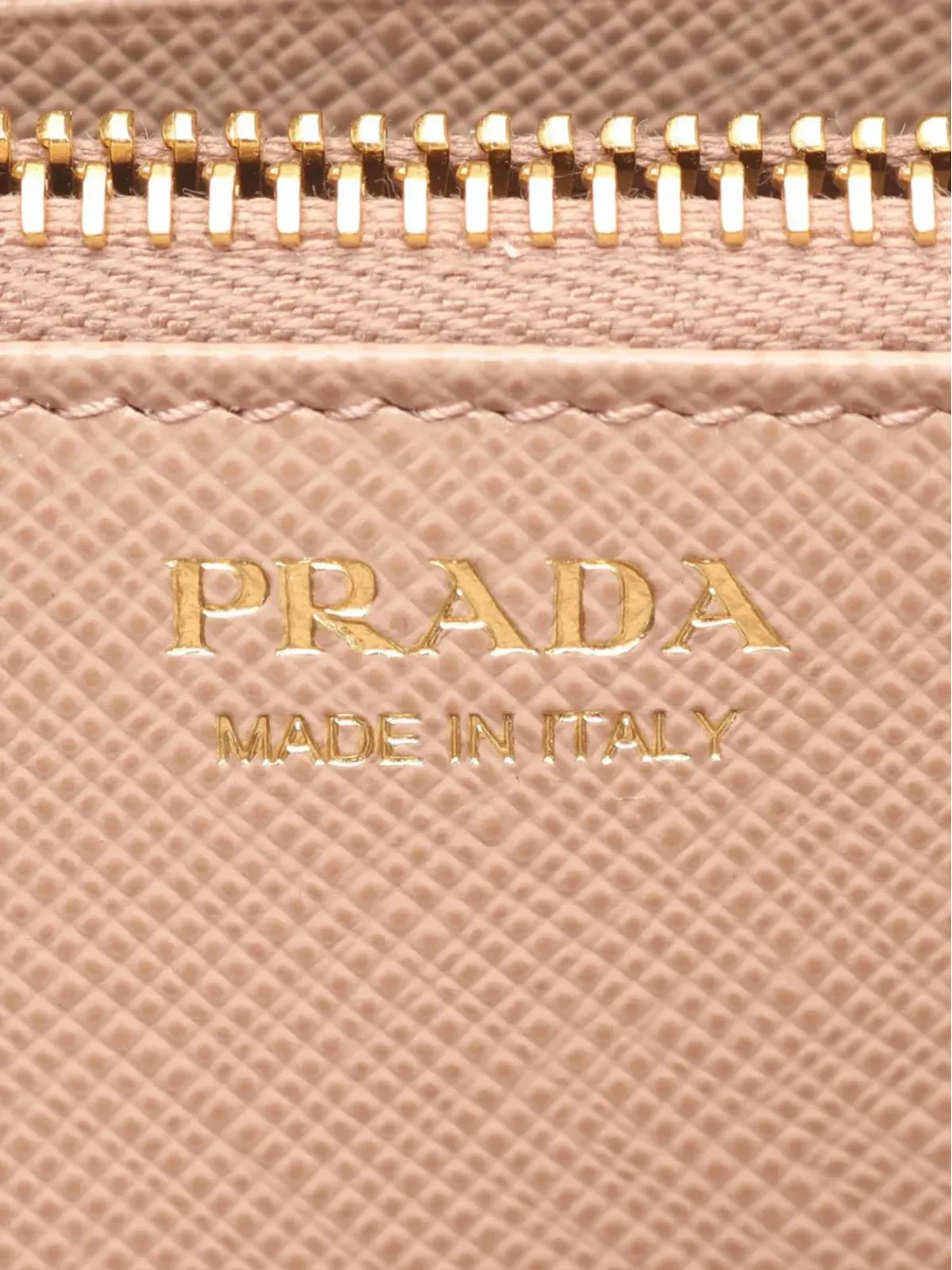 Prada ビンテージ サフィアーノ トライアングル ジップアラウンド ロングウォレット - 画像4