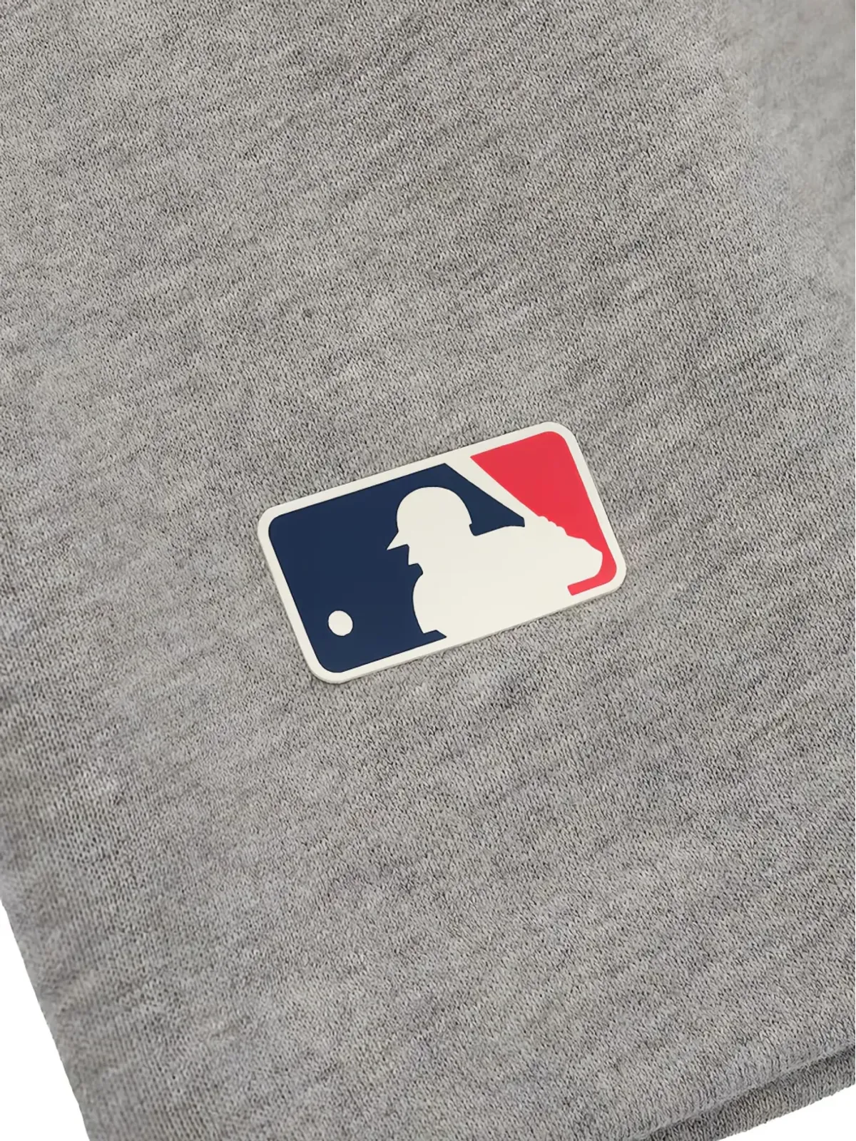 FEAR OF GOD ESSENTIALS × MLB Dodgers ロゴ ショーツ グレー - 画像3