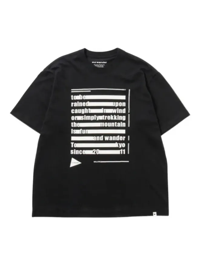 and wander and Wander グラフィックプリントTシャツの商品画像