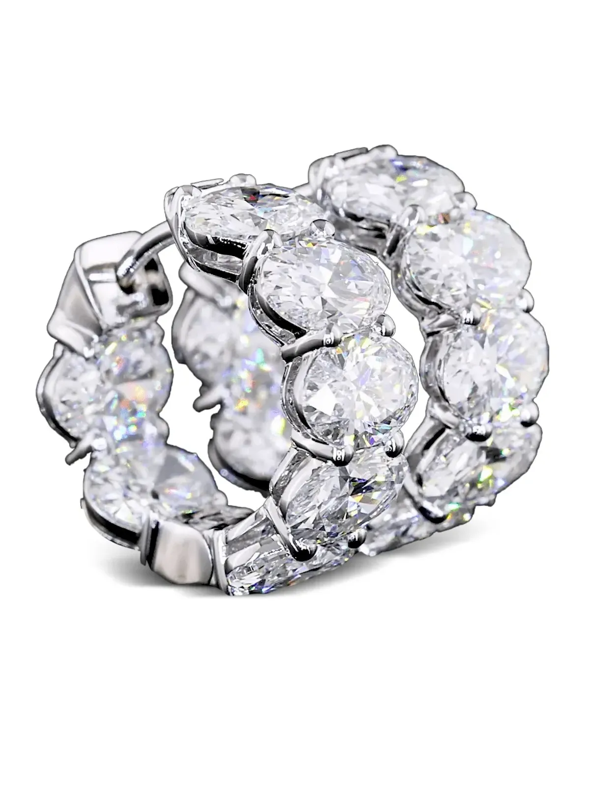 Jewels Aficionado 14Kホワイトゴールド ハグイヤリング ダイヤモンド ピアス - 画像2