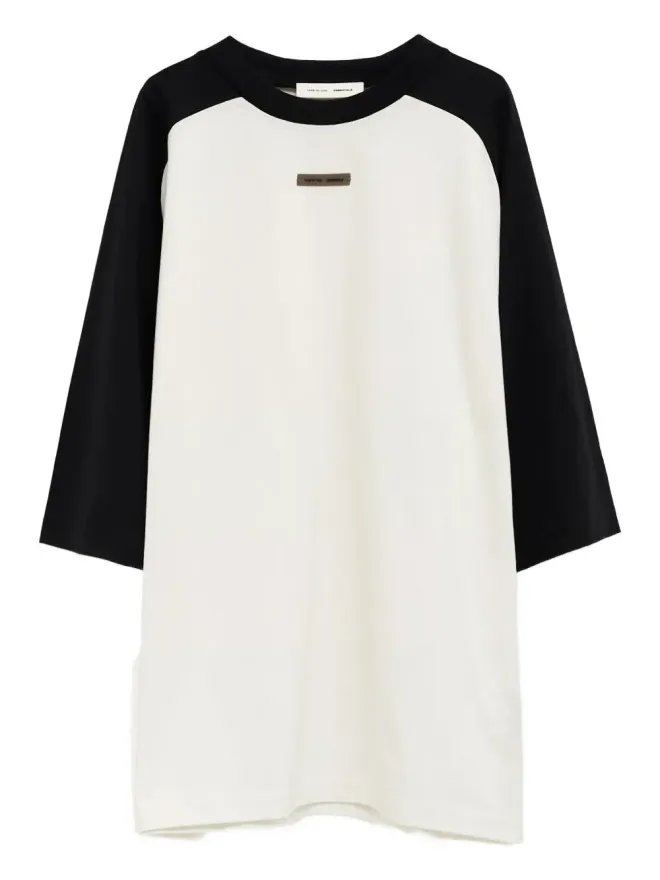 Fear of God ESSENTIALS FEAR OF GOD ESSENTIALS ベースボール袖カラー対比Tシャツの商品画像