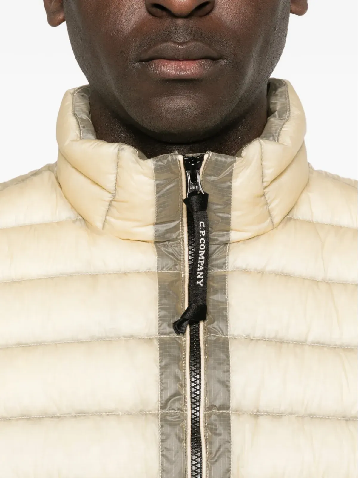 C.P. Company lens down gilet - 画像5