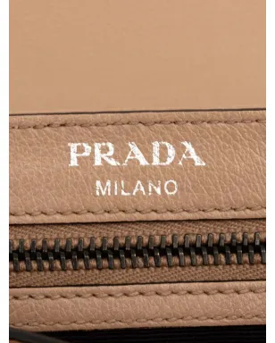 ビンテージ Prada 2000-2025 グラス カーフスキン スタッズ クロスボディバッグ - ブラウン - サムネイル4