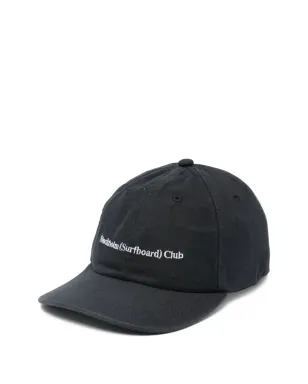 Stockholm Surfboard Club ロゴ刺繍ベースボールキャップ - サムネイル1