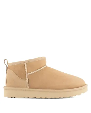 UGG クラシック ウルトラ ミン ブーツ - サムネイル1