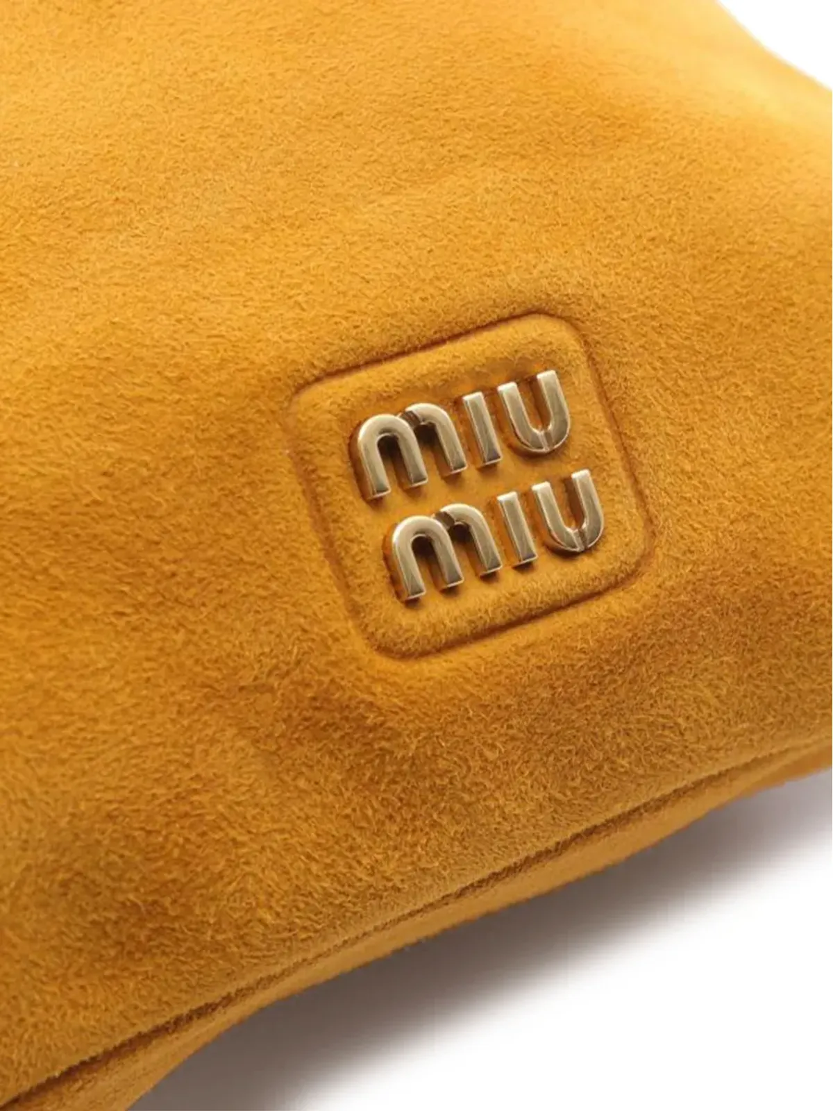 Miu Miu ロゴレタリング スエード ポーチバッグ ブラウン - 画像3