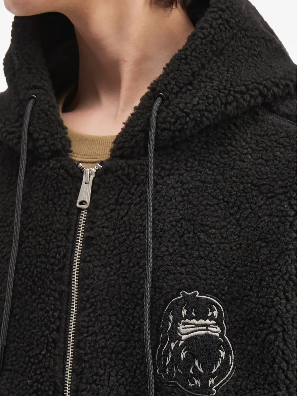 FINGERCROXX 刺繍入りフリースフードジャケット ブラック - 画像5