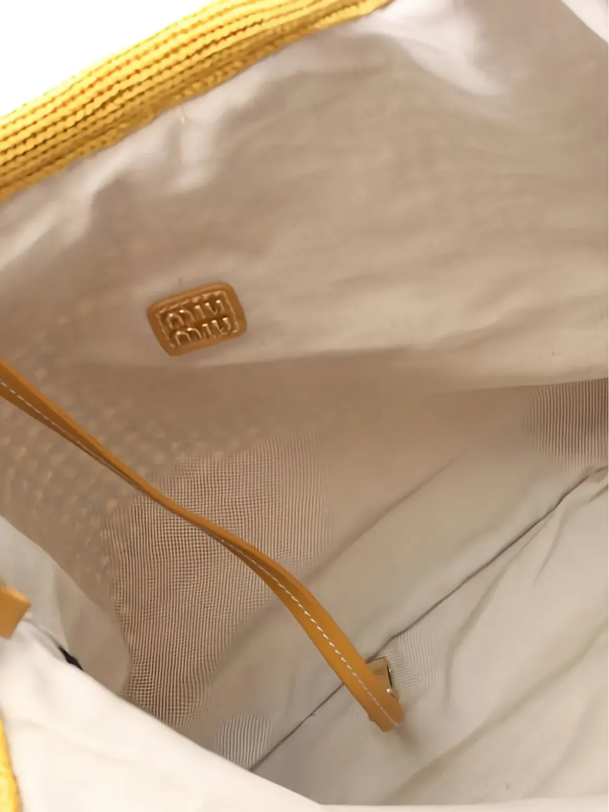 Miu Miu Pre-Owned ロゴアップリケ クロッシェニット ハンドバッグ - イエロー - 画像4