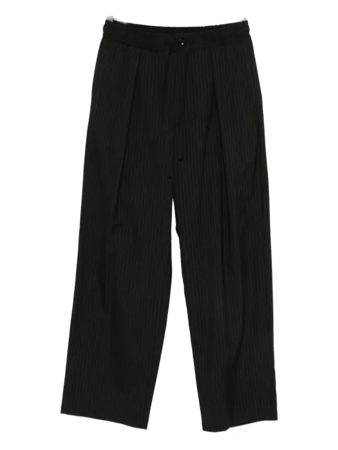 Attachment Attachment ピンストライプ柄パンツ（ブラック）の商品画像