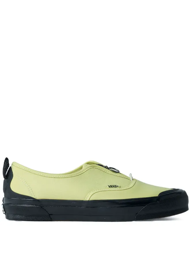 Vans Vans フロントジップ ラウンドトゥ スニーカーの商品画像