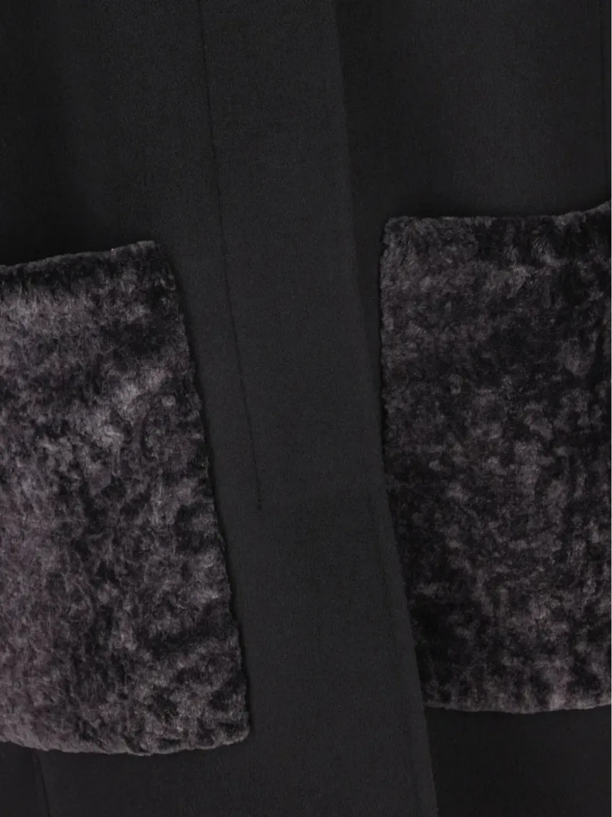 FENDI パフスリーブ ベルベットポケット コート - 画像2
